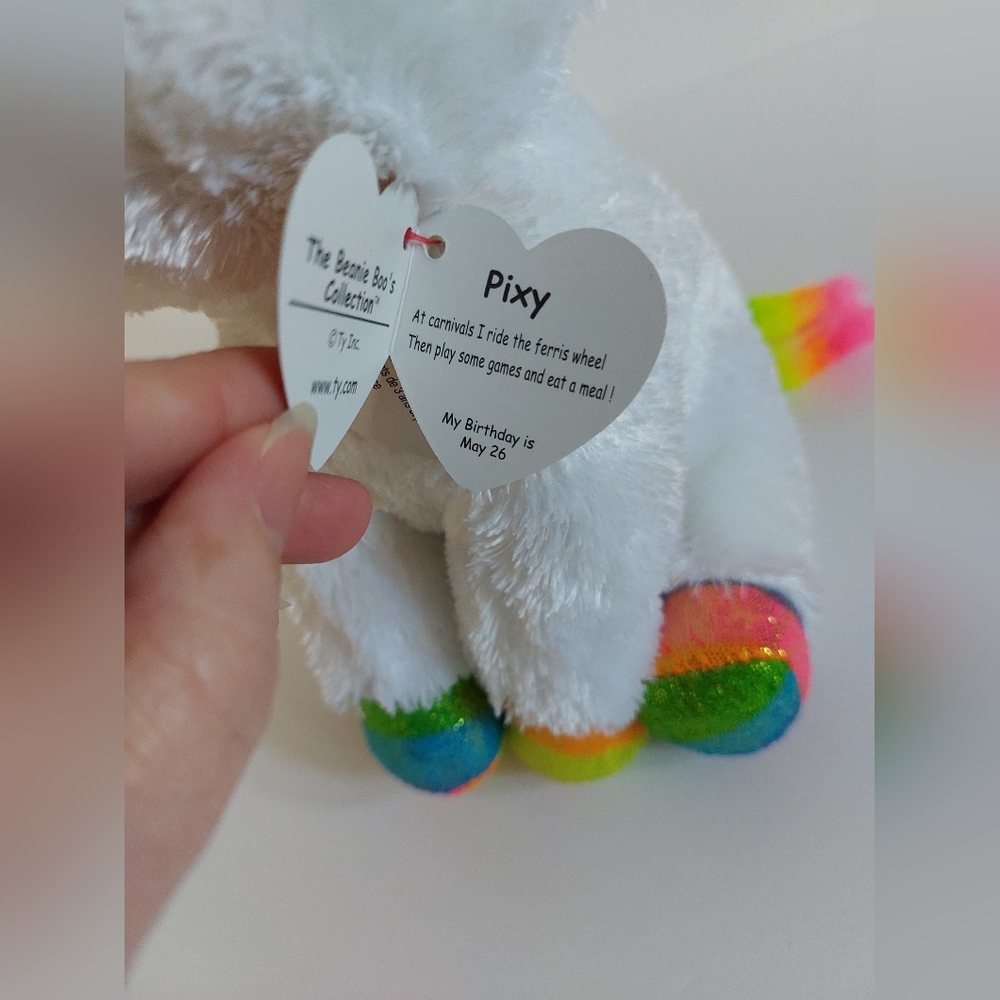 Pixie Ty Rainbow Unicorn Beanie Boo - Picture 4 of 4